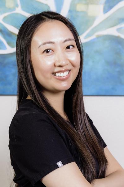 Linda Zhu, DDS